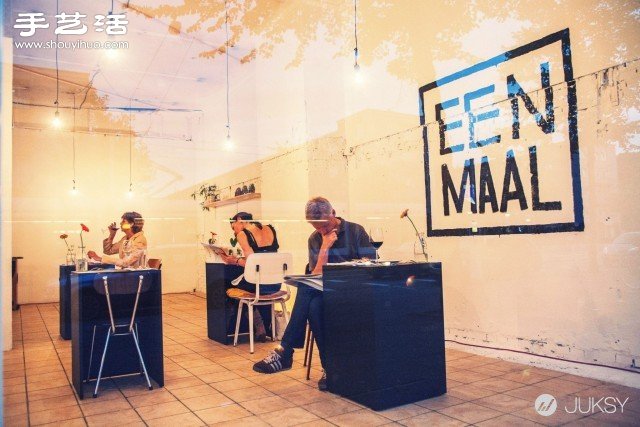 荷蘭只允許一個(gè)人用餐的餐廳Eenmaal -  rpnrmr.com