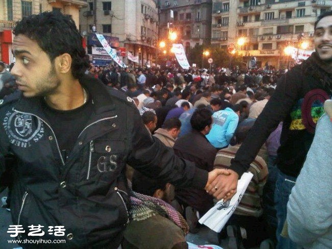 42張照片記錄撼動(dòng)人心的純真人性瞬間 -  rpnrmr.com
