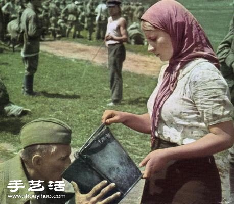 42張照片記錄撼動(dòng)人心的純真人性瞬間 -  rpnrmr.com