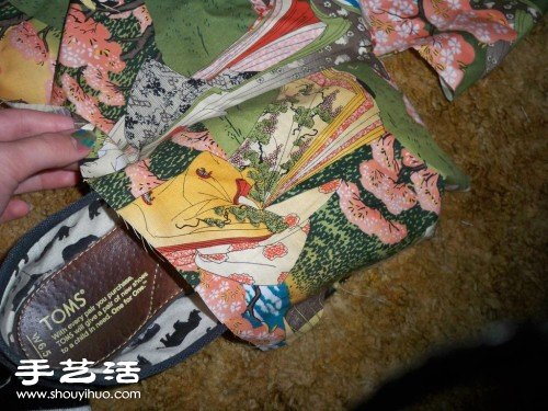 舊布鞋改造利用 DIY時尚田園風(fēng)布藝美鞋 -  rpnrmr.com