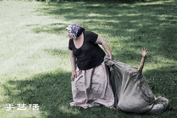 攝影師 Anna Radchenk 鏡頭下的病態(tài)母愛 -  rpnrmr.com