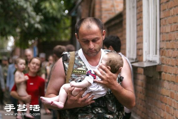 42張照片記錄撼動(dòng)人心的純真人性瞬間 -  rpnrmr.com