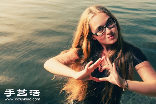 錯誤百出!? 美容師指導正確的洗頭方法 -  rpnrmr.com