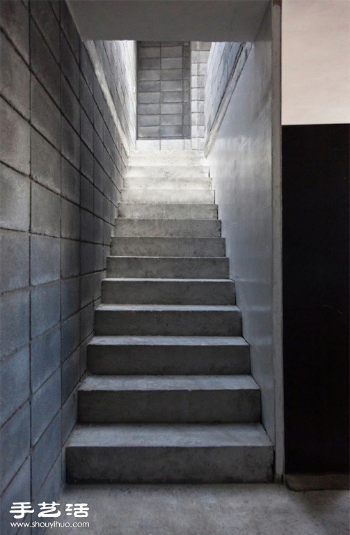 混凝土塊堆成的小屋 Modern Box House -  rpnrmr.com