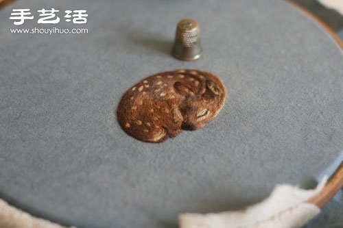 手工刺繡安睡沉睡的梅花鹿圖案圖解教程 -  rpnrmr.com