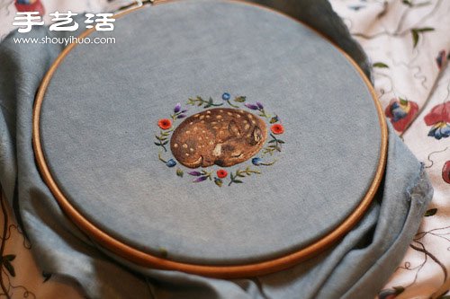 手工刺繡安睡沉睡的梅花鹿圖案圖解教程 -  rpnrmr.com