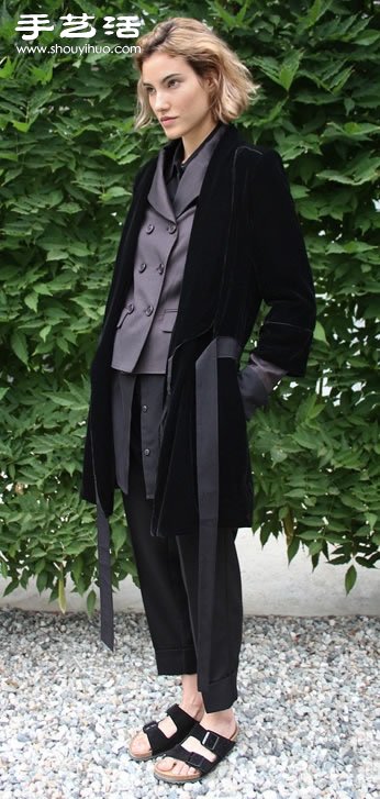 前超模Agyness Deyn自創(chuàng)服裝品牌：Title A -  rpnrmr.com