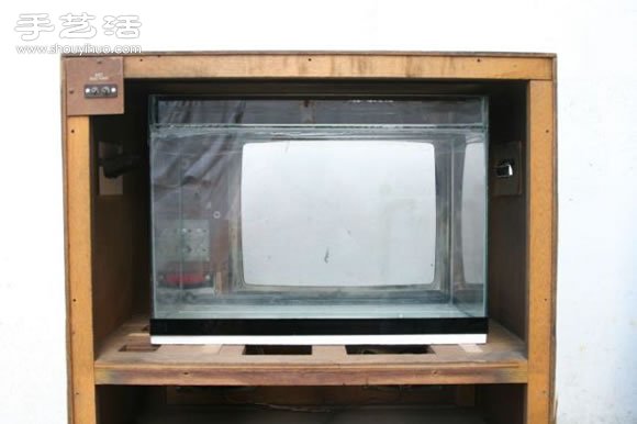 舊電視手工DIY改造懷舊魚缸水族箱圖解教程 -  rpnrmr.com