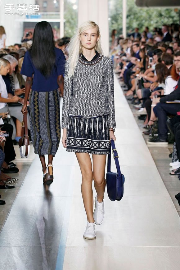以畫家為靈感的Tory Burch 2015春季女裝 -  rpnrmr.com
