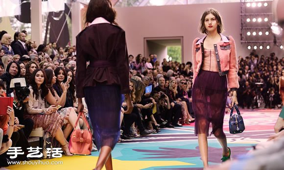 Burberry Prorsum 2015 春夏女裝秀 -  rpnrmr.com