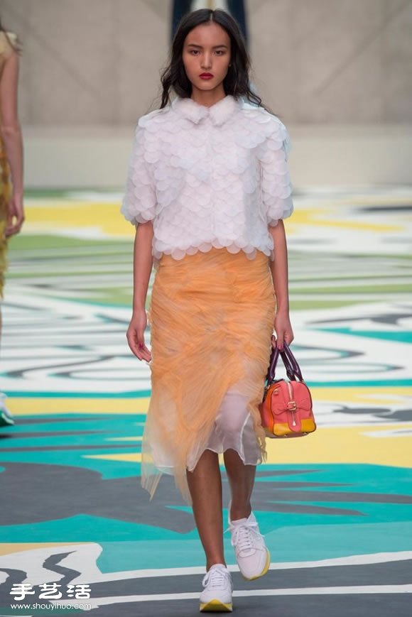 Burberry Prorsum 2015 春夏女裝秀 -  rpnrmr.com