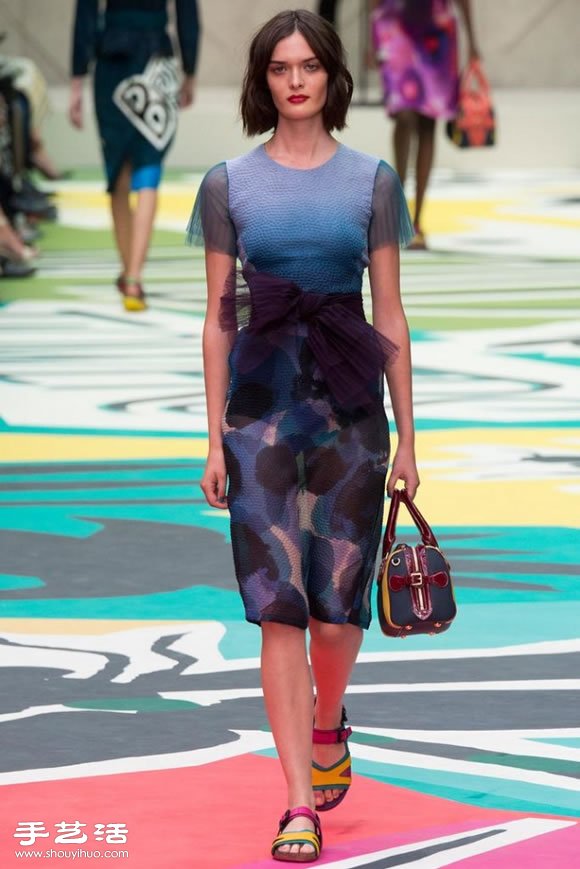 Burberry Prorsum 2015 春夏女裝秀 -  rpnrmr.com