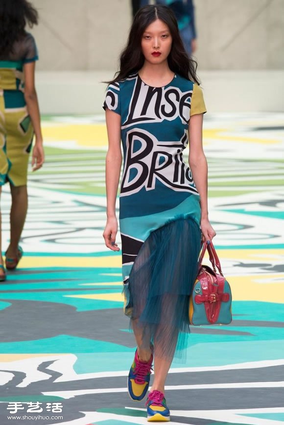 Burberry Prorsum 2015 春夏女裝秀 -  rpnrmr.com