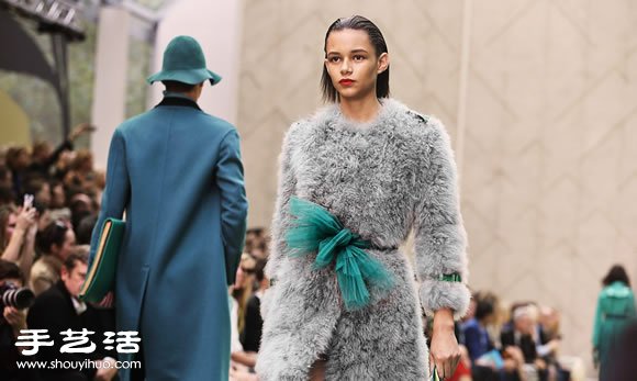 Burberry Prorsum 2015 春夏女裝秀 -  rpnrmr.com
