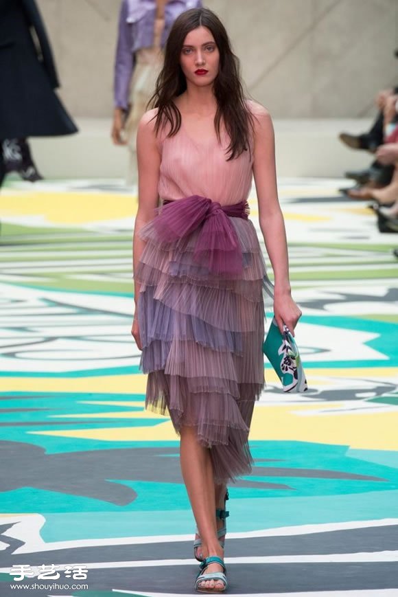 Burberry Prorsum 2015 春夏女裝秀 -  rpnrmr.com