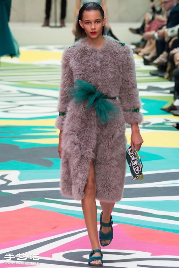 Burberry Prorsum 2015 春夏女裝秀 -  rpnrmr.com