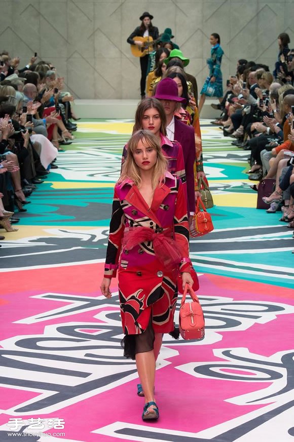 Burberry Prorsum 2015 春夏女裝秀 -  rpnrmr.com