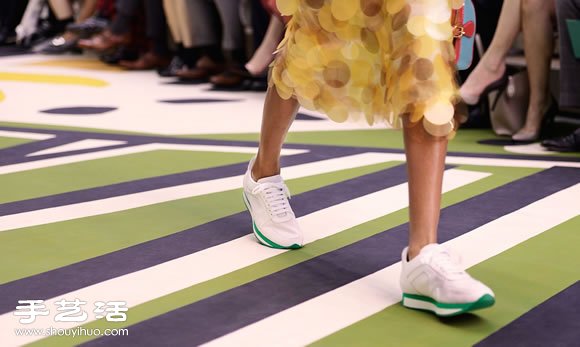 Burberry Prorsum 2015 春夏女裝秀 -  rpnrmr.com