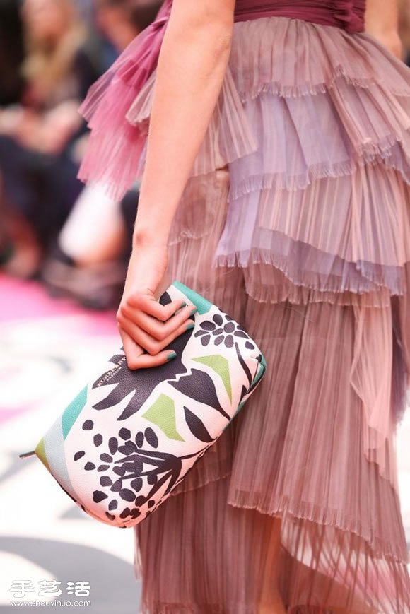 Burberry Prorsum 2015 春夏女裝秀 -  rpnrmr.com