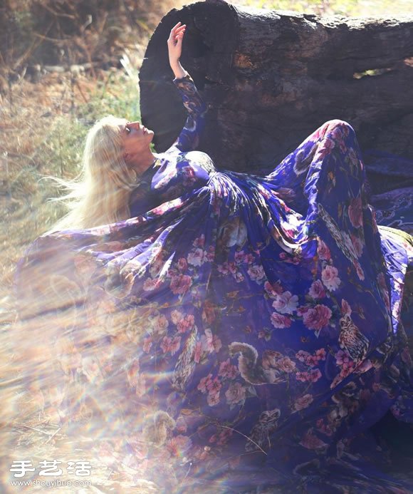 淡然美感Kirsten Dunst 演繹飄逸奢華秋裝 -  rpnrmr.com