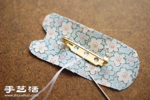 不織布手工制作可愛(ài)小動(dòng)物胸針圖解教程 -  rpnrmr.com