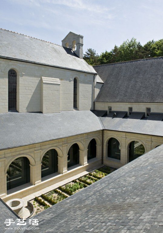 12世紀修道院改造的酒店FONTEVRAUD ABBEY -  rpnrmr.com