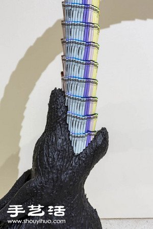利用鉛筆、粉蠟筆手工拼出的立體雕塑作品 -  rpnrmr.com