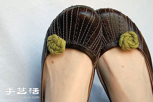 布頭手工DIY制作漂亮的布藝裝飾花圖解教程 -  rpnrmr.com