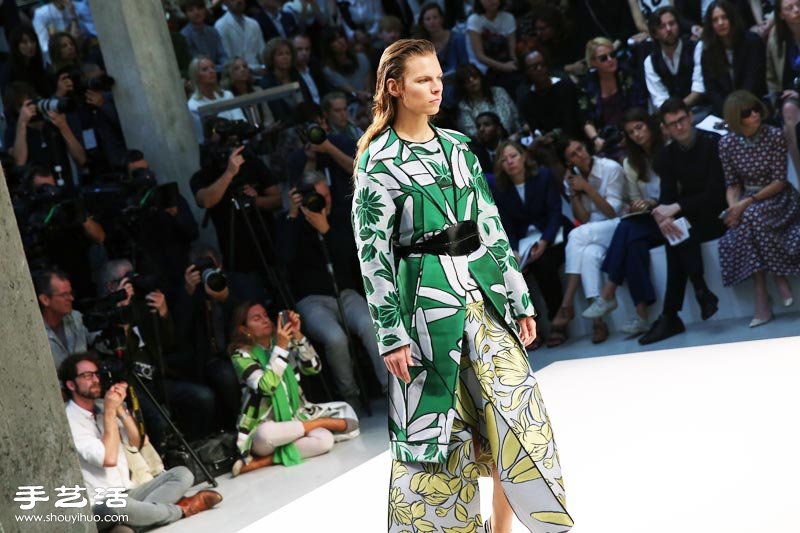 MARNI 位于米蘭的 2015 春夏時(shí)尚花市場(chǎng) -  rpnrmr.com