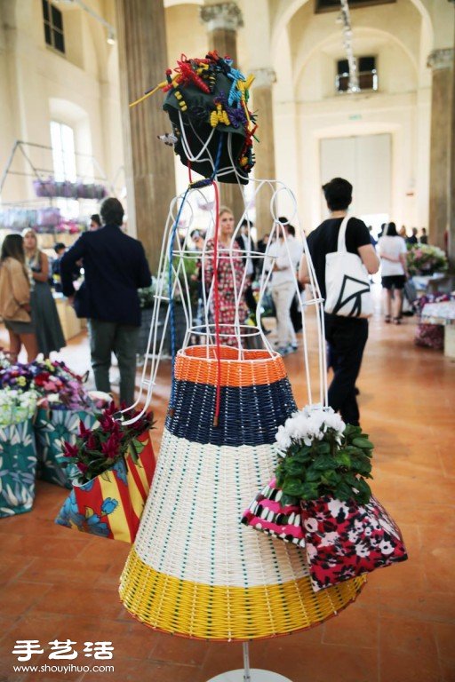MARNI 位于米蘭的 2015 春夏時(shí)尚花市場(chǎng) -  rpnrmr.com