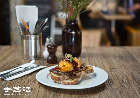 澳洲廢棄玻璃工廠改造后現(xiàn)代餐館裝修設(shè)計(jì) -  rpnrmr.com