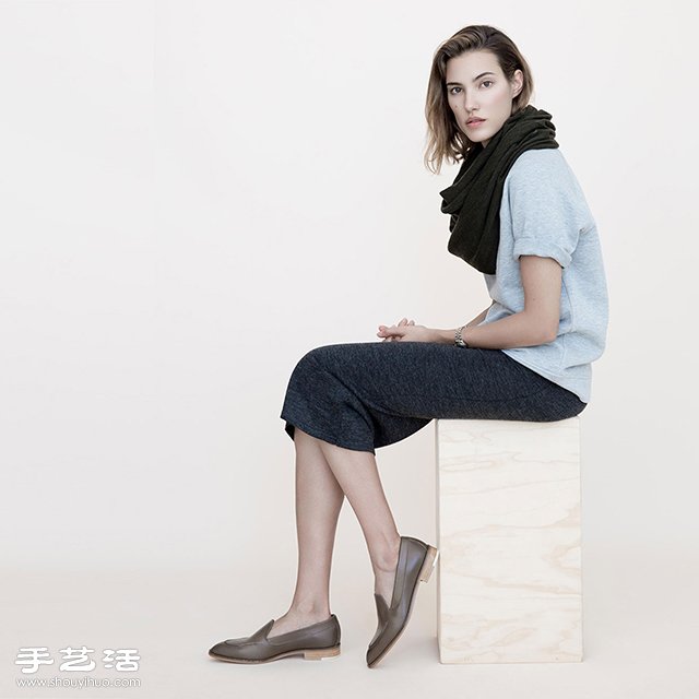 極簡設(shè)計零死角的經(jīng)典 loafer 女鞋設(shè)計 -  rpnrmr.com