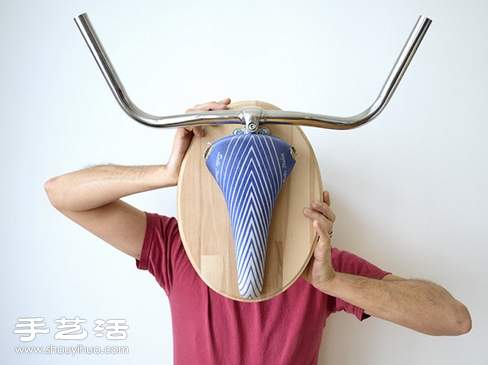利用廢棄自行車車座手工制作創(chuàng)意裝飾壁掛 -  rpnrmr.com