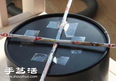 舊雜志廢物利用手工DIY制作花瓶圖解教程 -  rpnrmr.com