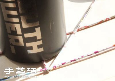 舊雜志廢物利用手工DIY制作花瓶圖解教程 -  rpnrmr.com