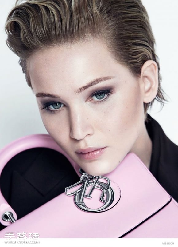 Jennifer Lawrence演繹Miss Dior手袋廣告 -  rpnrmr.com