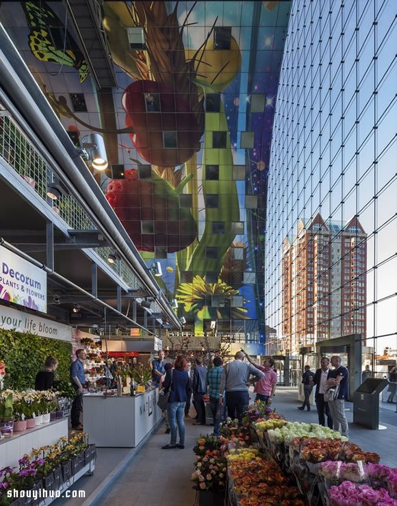 市集與住宅合一的荷蘭MARKET HALL設計 -  rpnrmr.com