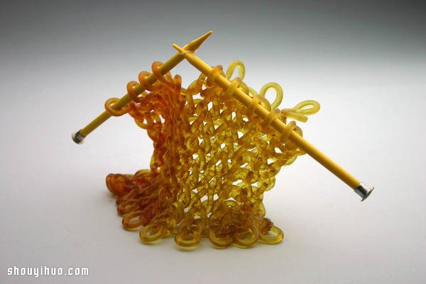 最火熱的編織技巧，仿毛線針織玻璃雕塑 -  rpnrmr.com