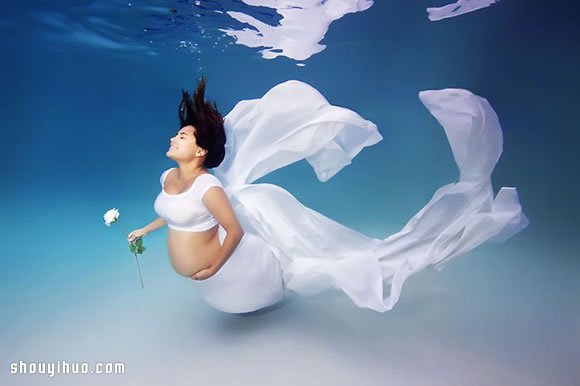準媽媽水中拍攝寫真，給孕期添上別樣的美 -  rpnrmr.com