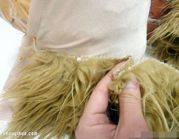 手工DIY獅子鬃毛頭套 讓狗狗變成威武雄獅 -  rpnrmr.com