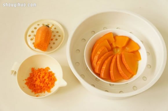 寶寶營養(yǎng)食譜：自制南瓜胡蘿卜米糊的做法 -  rpnrmr.com