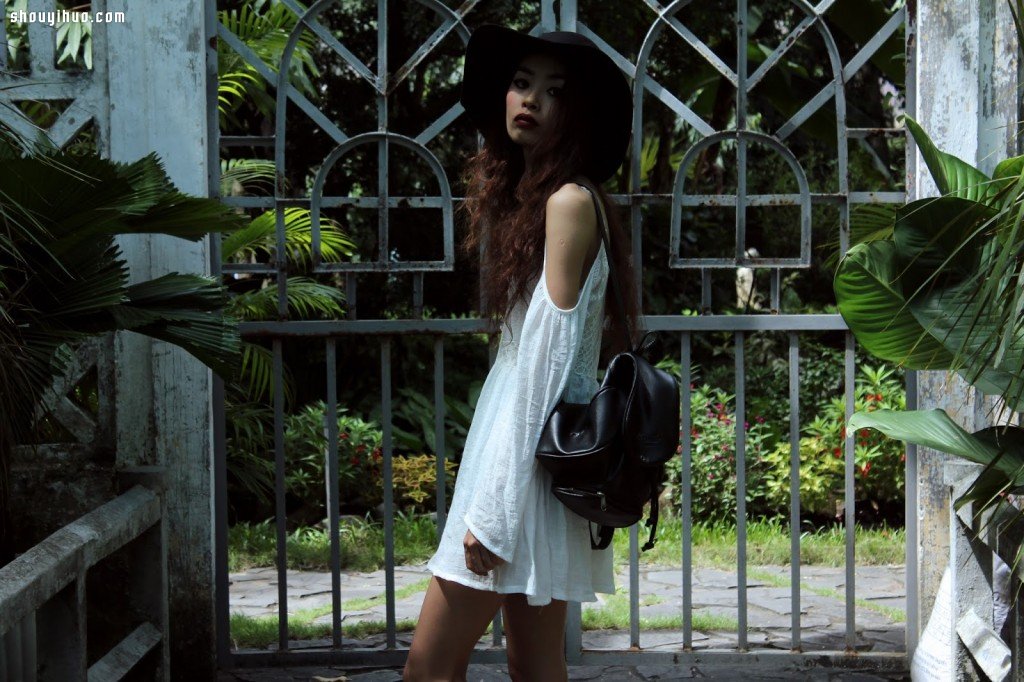 越南女生演繹暗黑歌德風(fēng)時(shí)尚穿衣搭配 -  rpnrmr.com