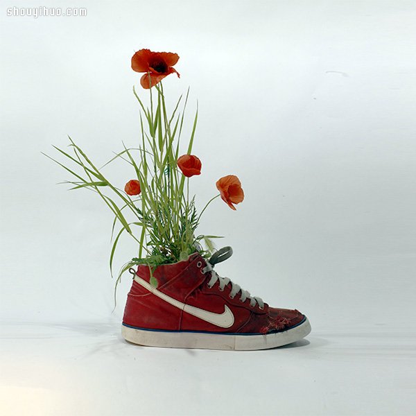 NIKE 球鞋創(chuàng)意DIY 變身漂亮小盆栽 -  rpnrmr.com
