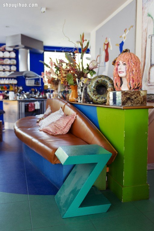 時(shí)尚界不朽傳奇大師 ZANDRA RHODES -  rpnrmr.com