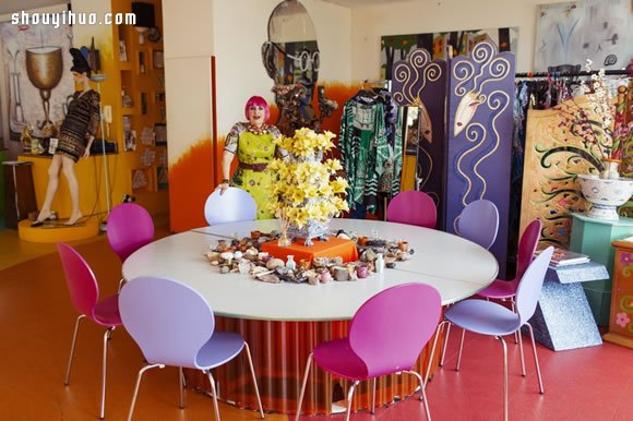 時(shí)尚界不朽傳奇大師 ZANDRA RHODES -  rpnrmr.com