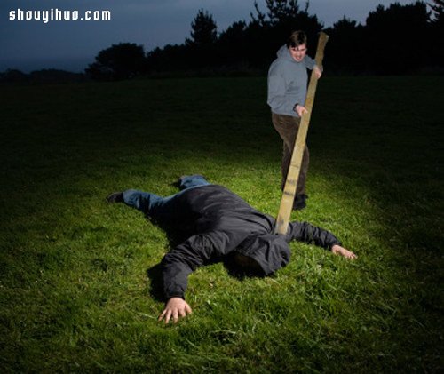 恐怖片12個最找死舉動 可以再腦殘一點么？ -  rpnrmr.com