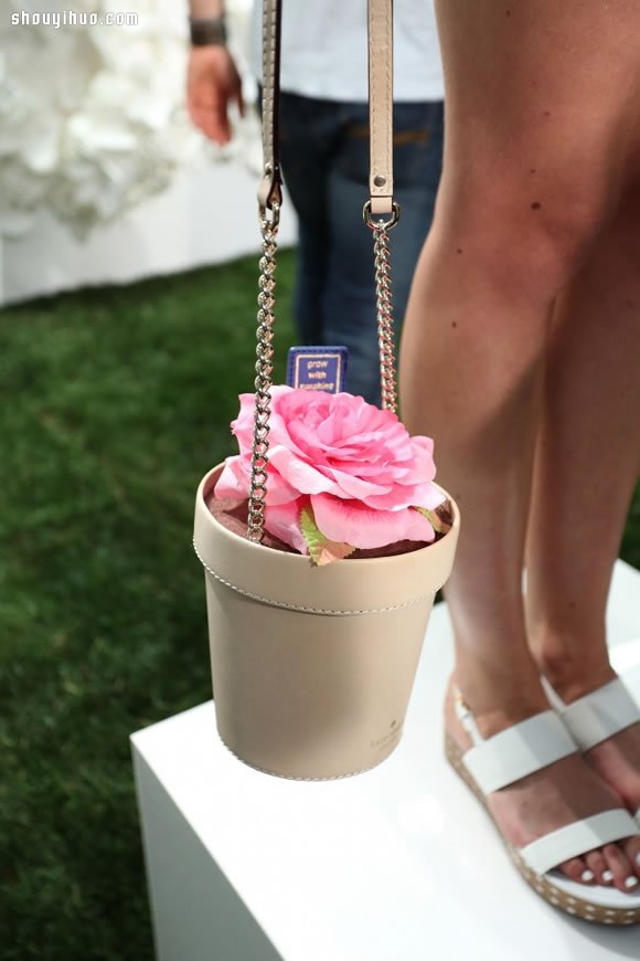 Kate Spade 2015花園及動(dòng)物為靈感春夏包款 -  rpnrmr.com