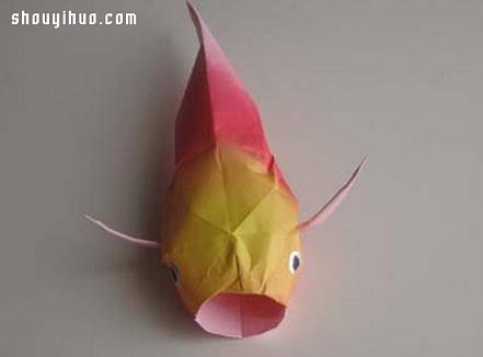 折紙逼真立體金魚 金魚的折法圖解教程 -  rpnrmr.com
