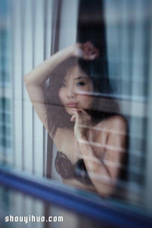 隔著玻璃窗的女孩 倒影拍出夢幻美感照片 -  rpnrmr.com