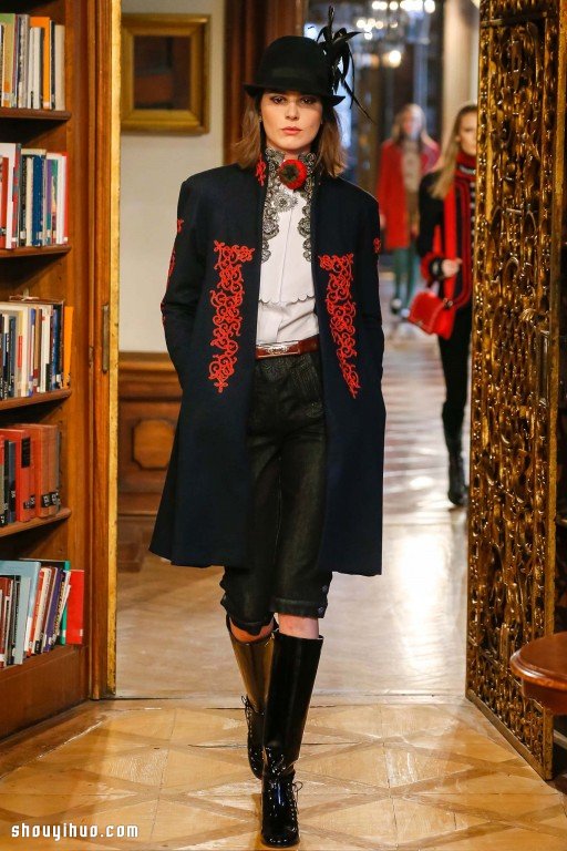 CHANEL 2015 早秋系列女生服裝搭配設(shè)計 -  rpnrmr.com